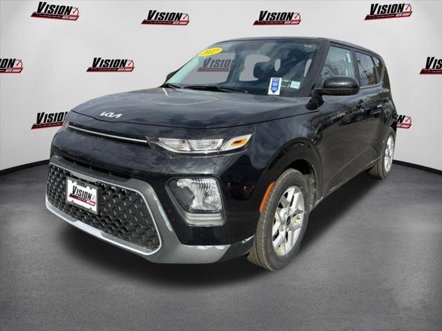 used 2022 Kia Soul car, priced at $17,495