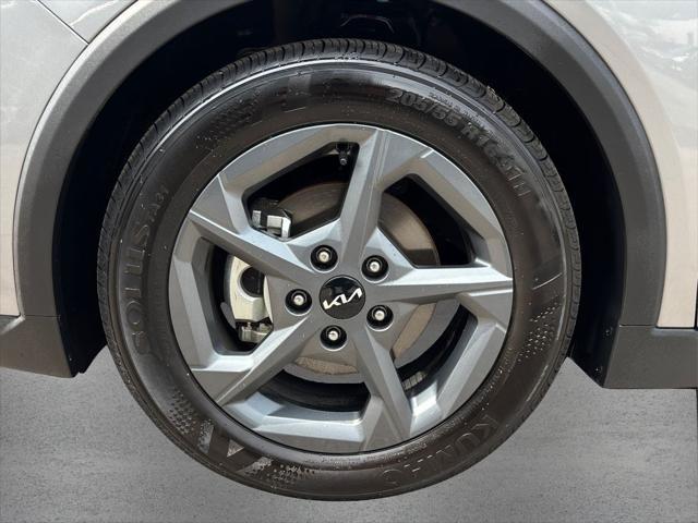 used 2025 Kia K4 car, priced at $21,971