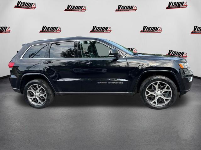used 2018 Jeep Grand Cherokee car, priced at $19,207