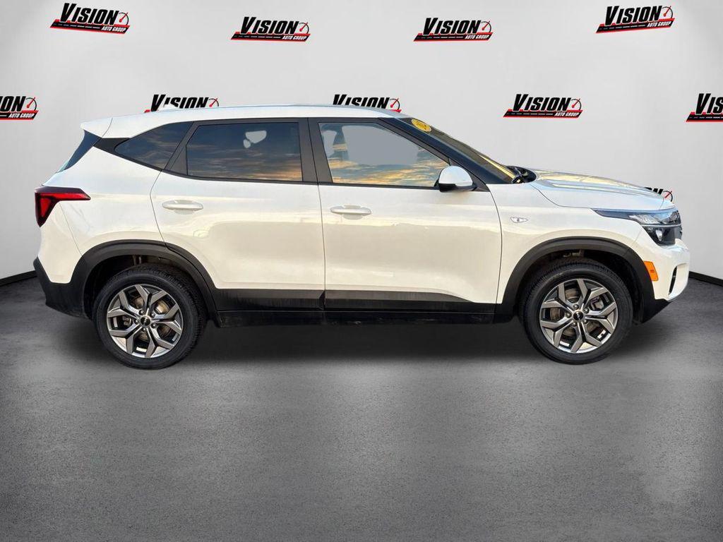used 2024 Kia Seltos car, priced at $21,550