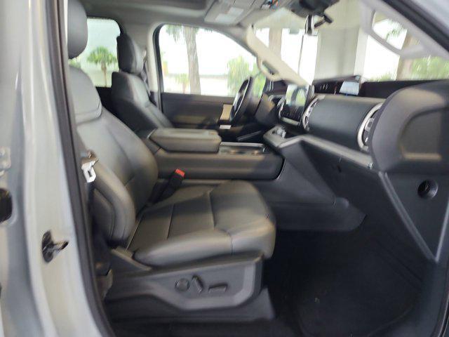 new 2025 Ford Expedition car, priced at $63,832
