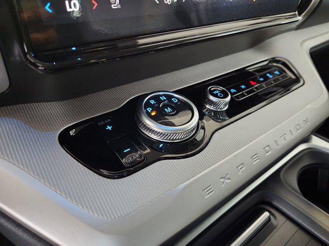 new 2025 Ford Expedition car, priced at $63,832