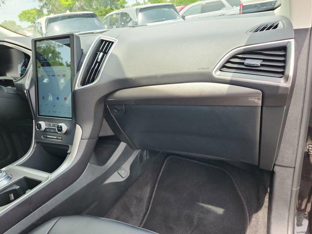 used 2024 Ford Edge car, priced at $27,405