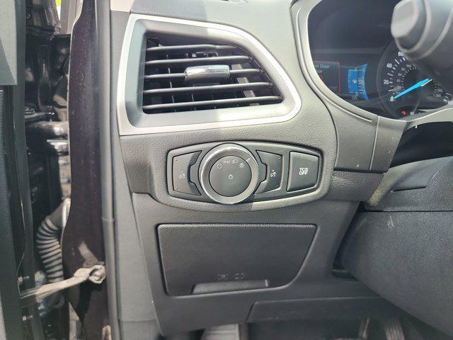 used 2024 Ford Edge car, priced at $27,405