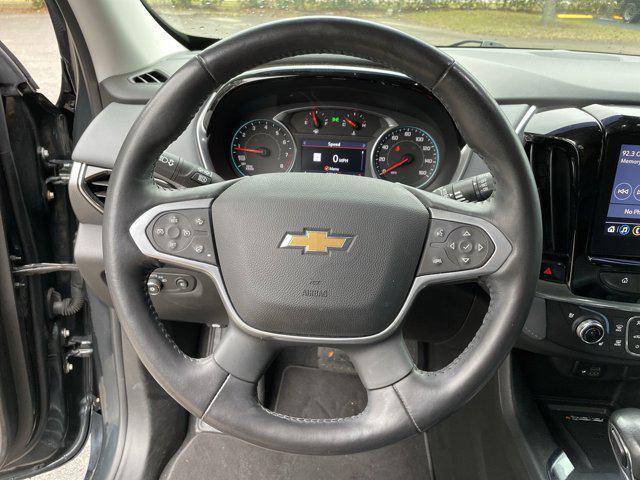 used 2021 Chevrolet Traverse car, priced at $33,498