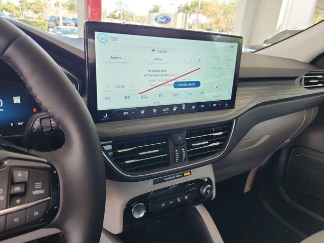 new 2025 Ford Escape PHEV car, priced at $31,150