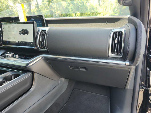 new 2025 Ford Expedition car, priced at $83,490