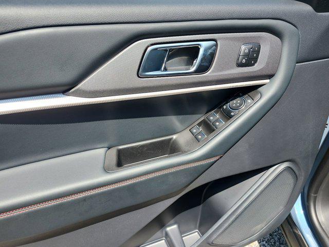 new 2025 Ford Explorer car, priced at $53,664
