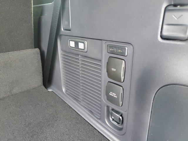 new 2025 Ford Expedition car, priced at $80,534