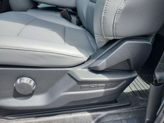 new 2025 Ford F-250 car, priced at $45,990