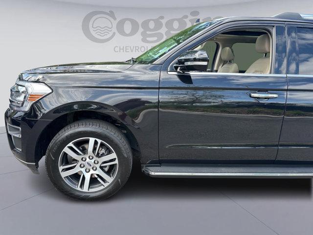 used 2023 Ford Expedition car, priced at $43,822