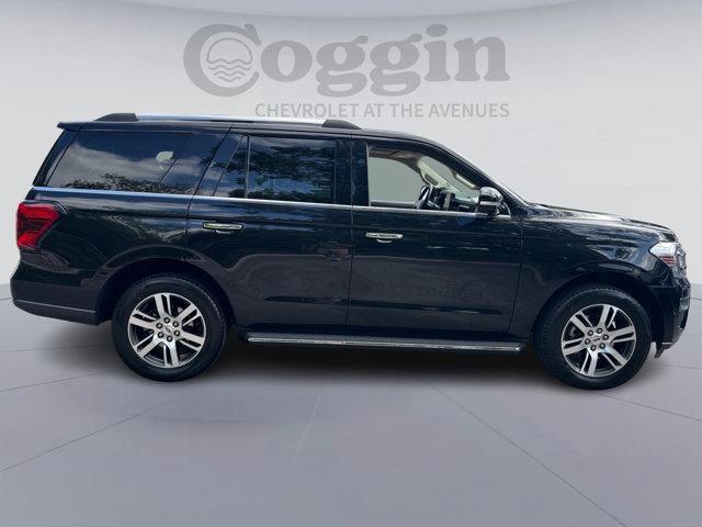used 2023 Ford Expedition car, priced at $43,822