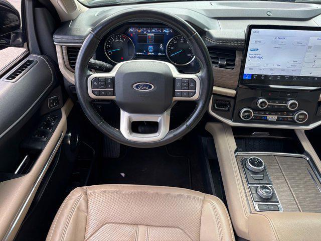 used 2023 Ford Expedition car, priced at $43,822