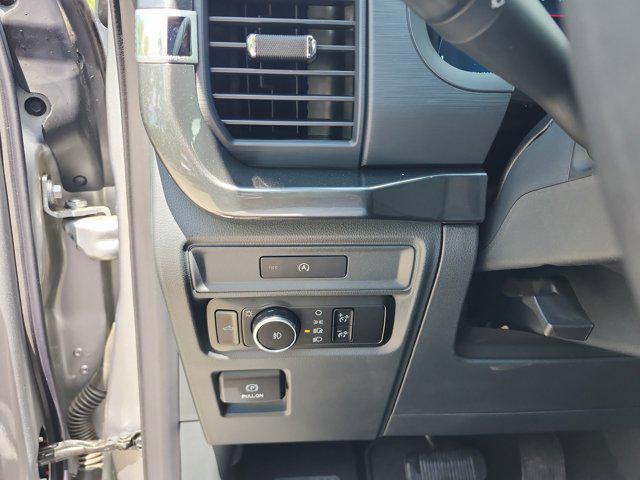 new 2025 Ford F-150 car, priced at $41,862