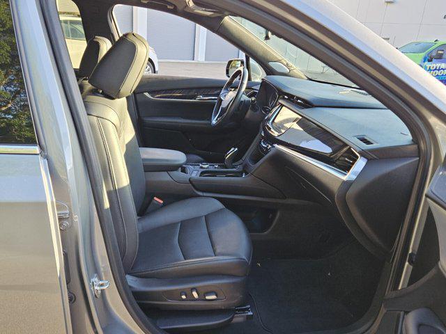 used 2023 Cadillac XT6 car, priced at $37,943