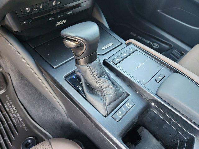 used 2022 Lexus ES 300h car, priced at $34,950