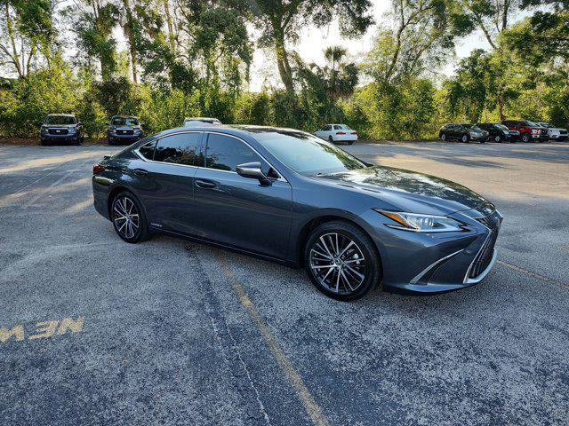 used 2022 Lexus ES 300h car, priced at $32,991