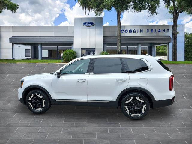 used 2023 Kia Telluride car, priced at $32,604