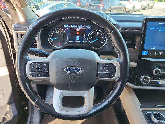 used 2023 Ford Expedition car, priced at $37,999