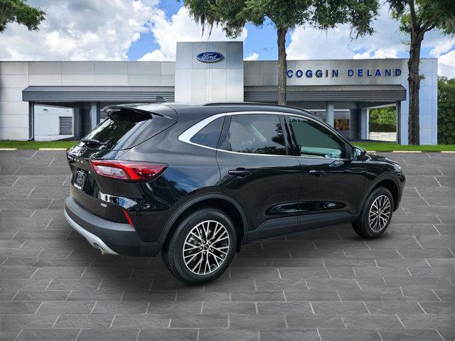 new 2025 Ford Escape PHEV car, priced at $27,395