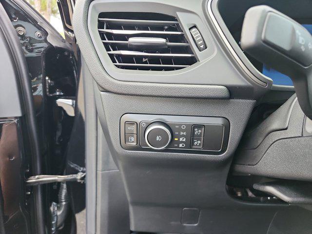 new 2025 Ford Escape PHEV car, priced at $27,395