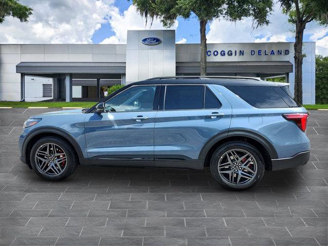 new 2025 Ford Explorer car, priced at $61,709