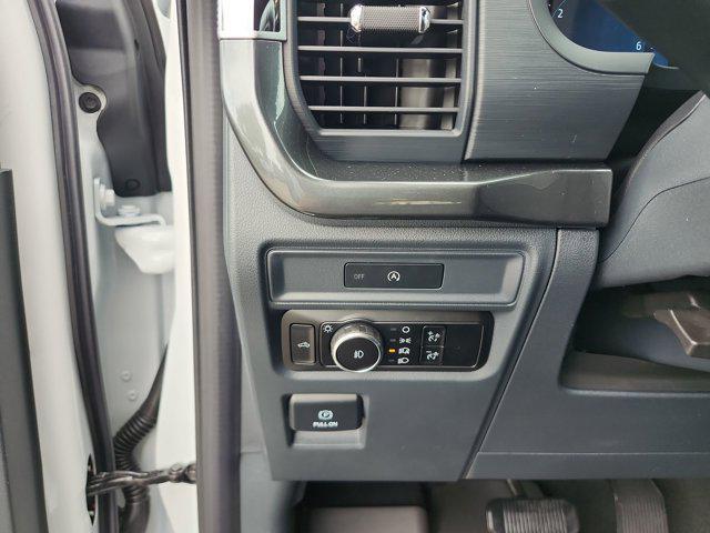 new 2025 Ford F-150 car, priced at $41,907