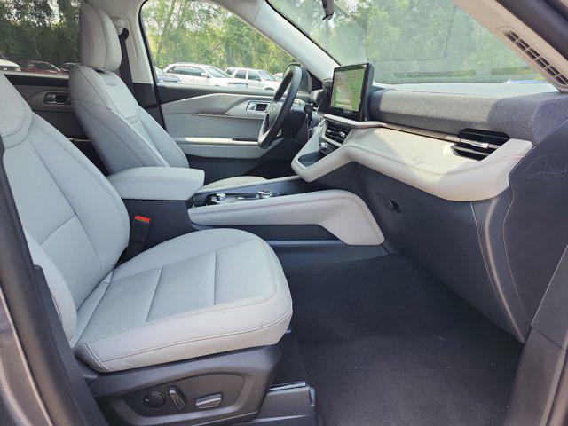 new 2025 Ford Explorer car, priced at $40,509