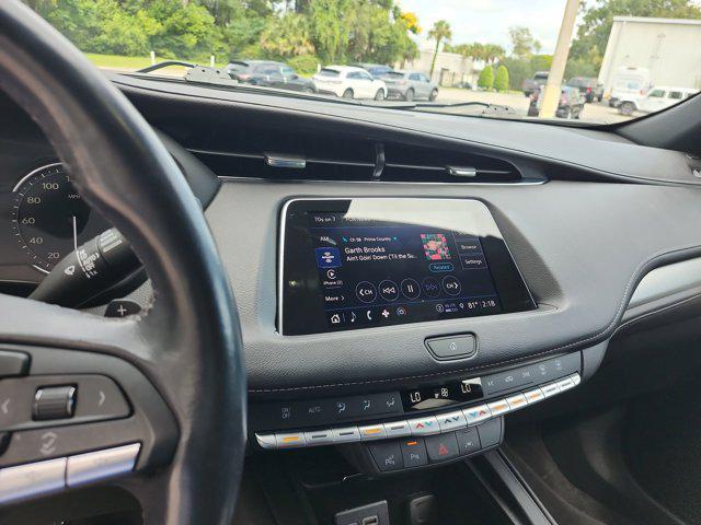 used 2022 Cadillac XT4 car, priced at $22,990