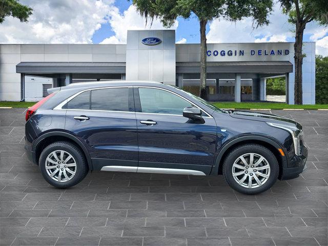used 2022 Cadillac XT4 car, priced at $22,990