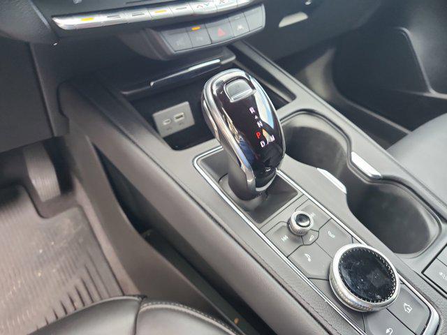 used 2022 Cadillac XT4 car, priced at $22,990