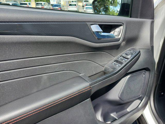 new 2025 Ford Escape car, priced at $33,932