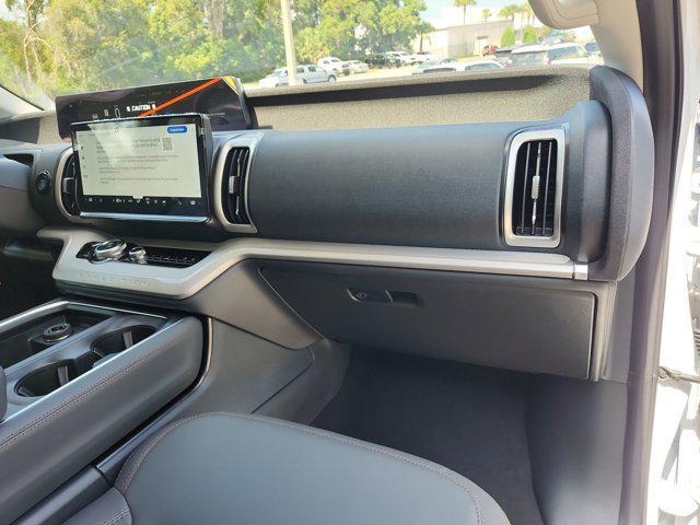 new 2025 Ford Expedition car, priced at $63,783