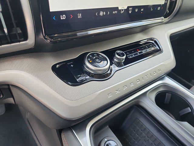 new 2025 Ford Expedition car, priced at $63,783