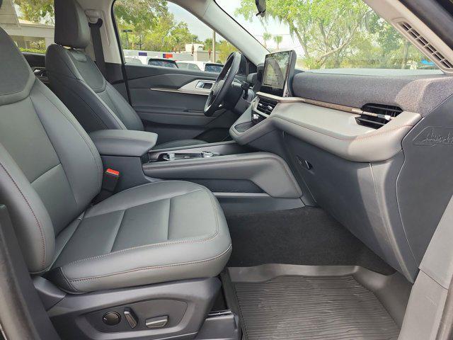 new 2025 Ford Explorer car, priced at $41,998