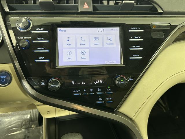 used 2019 Toyota Camry Hybrid car, priced at $19,998