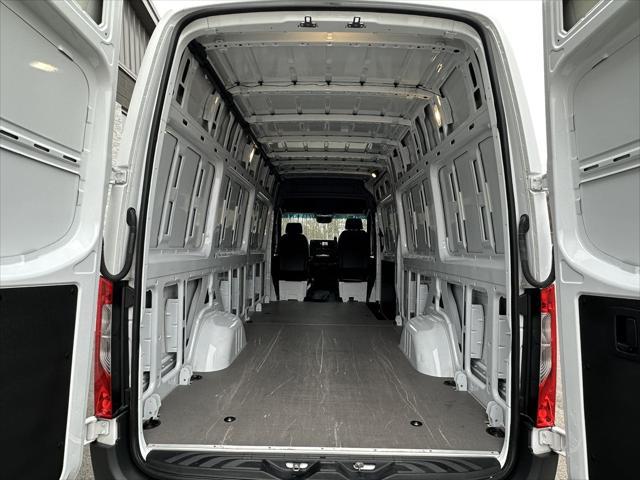 used 2020 Mercedes-Benz Sprinter 2500 car, priced at $30,998