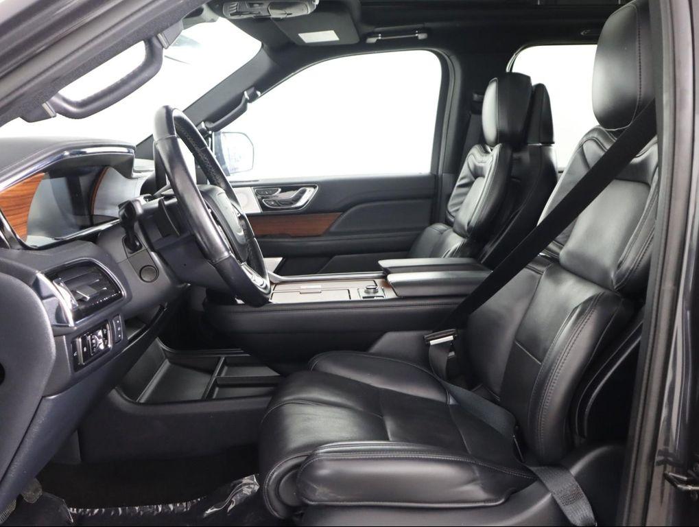used 2023 Lincoln Navigator car, priced at $59,998