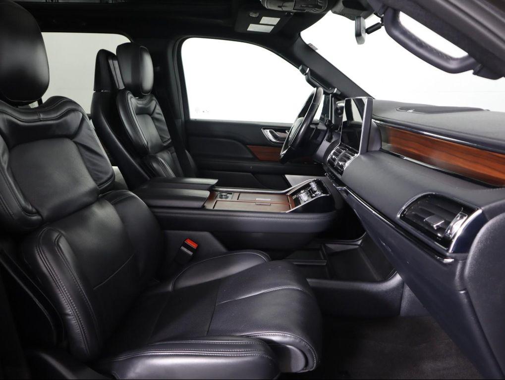 used 2023 Lincoln Navigator car, priced at $59,998