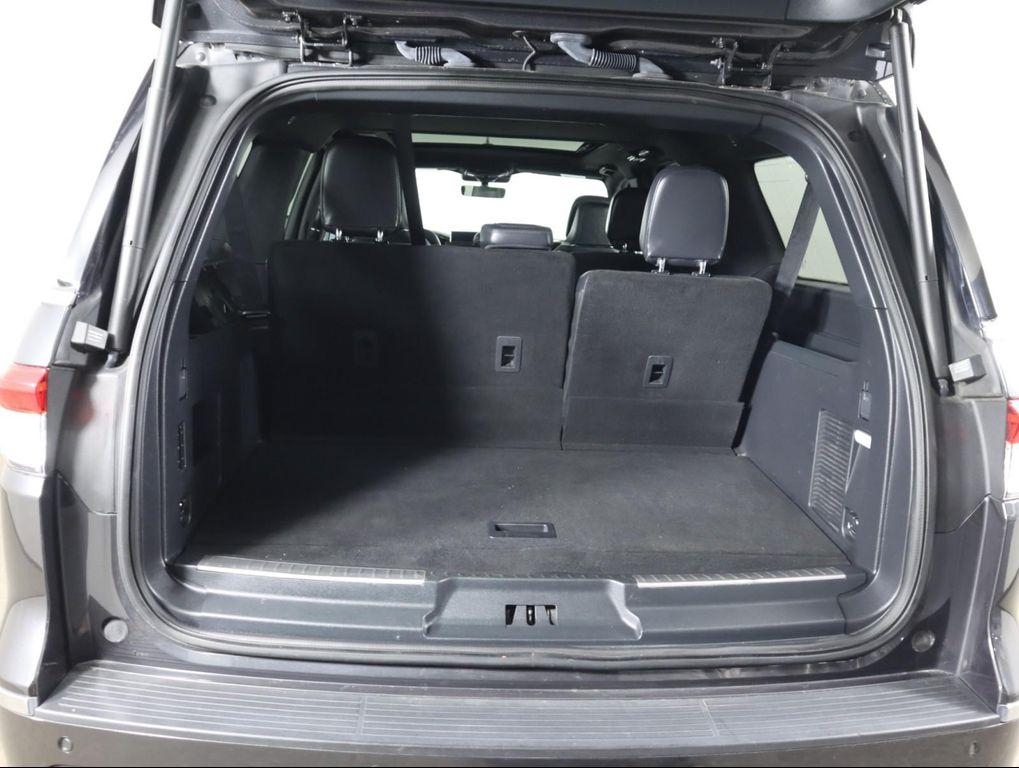 used 2023 Lincoln Navigator car, priced at $59,998