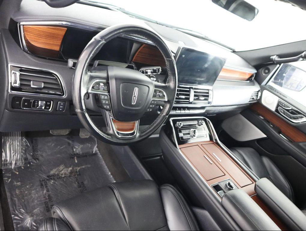 used 2023 Lincoln Navigator car, priced at $59,998