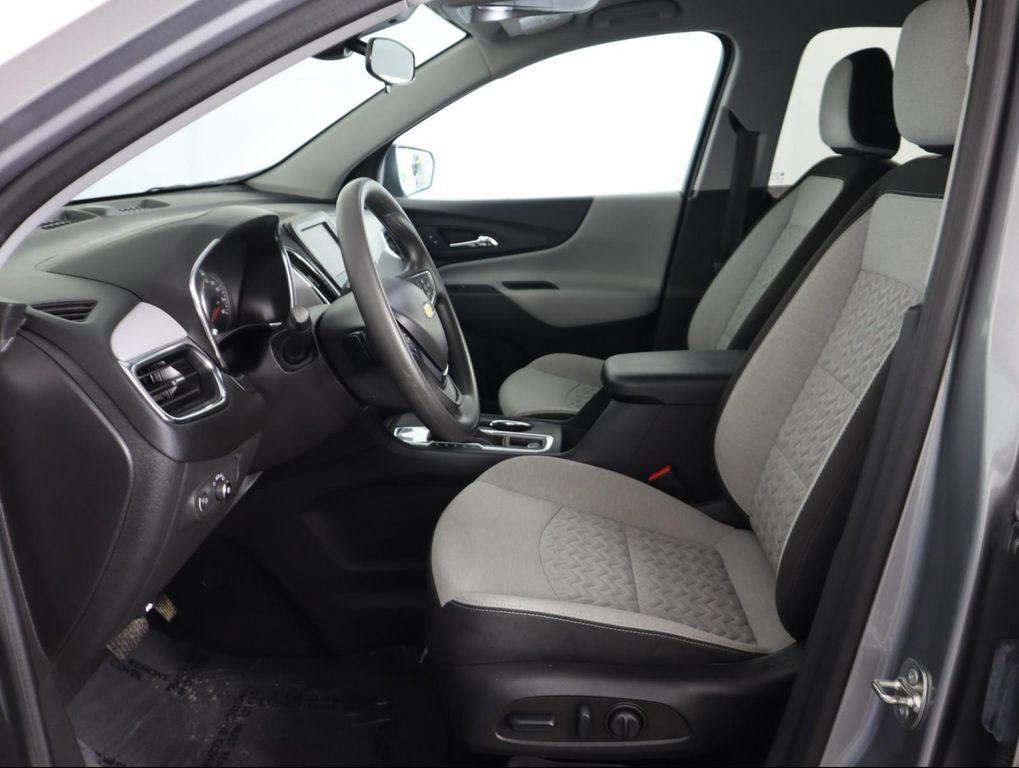 used 2024 Chevrolet Equinox car, priced at $18,998