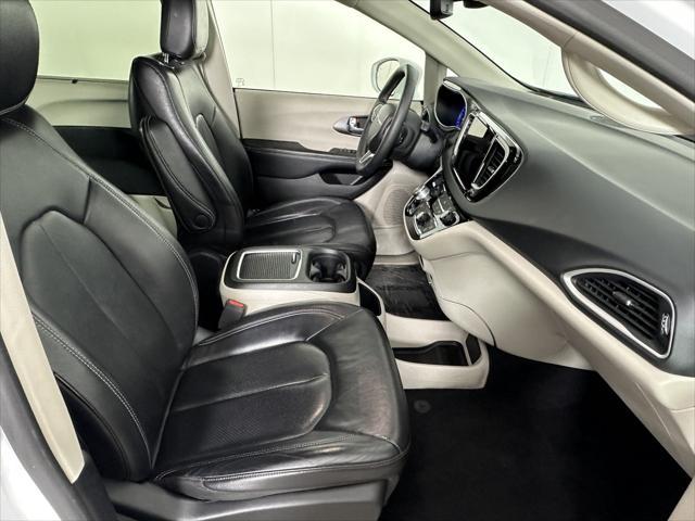 used 2022 Chrysler Pacifica car, priced at $25,998