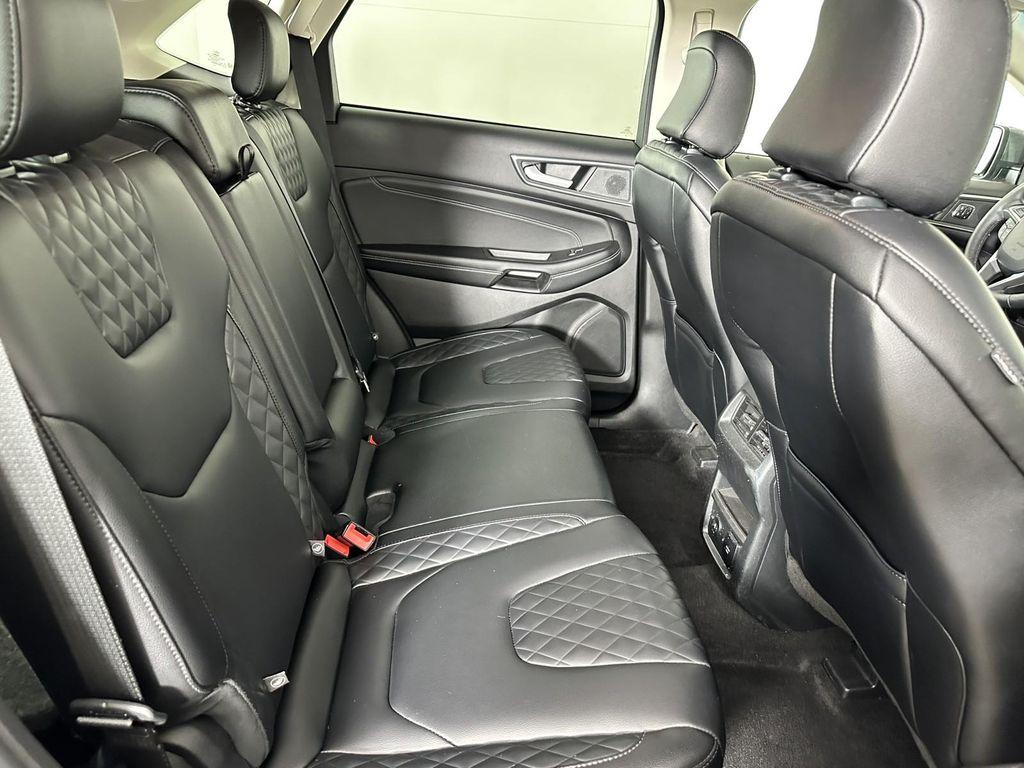used 2024 Ford Edge car, priced at $29,998