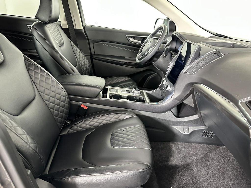 used 2024 Ford Edge car, priced at $29,998