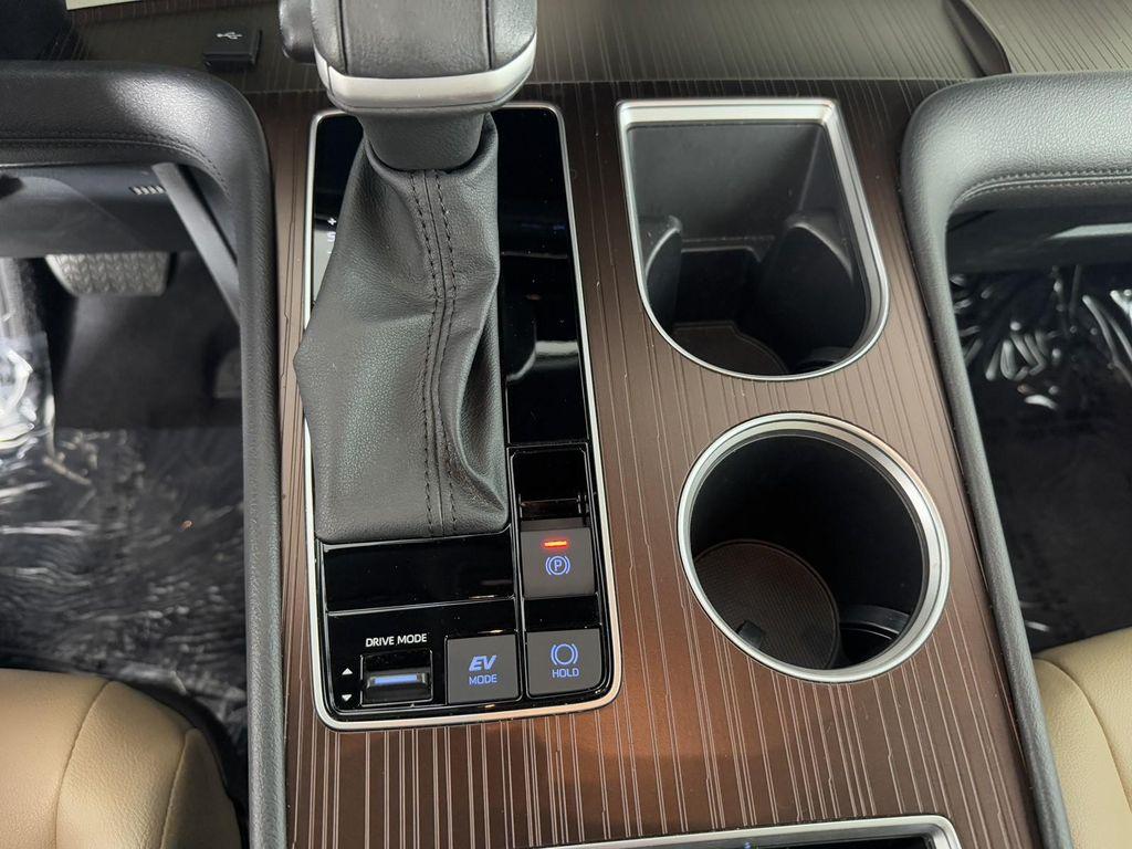 used 2023 Toyota Sienna car, priced at $42,998