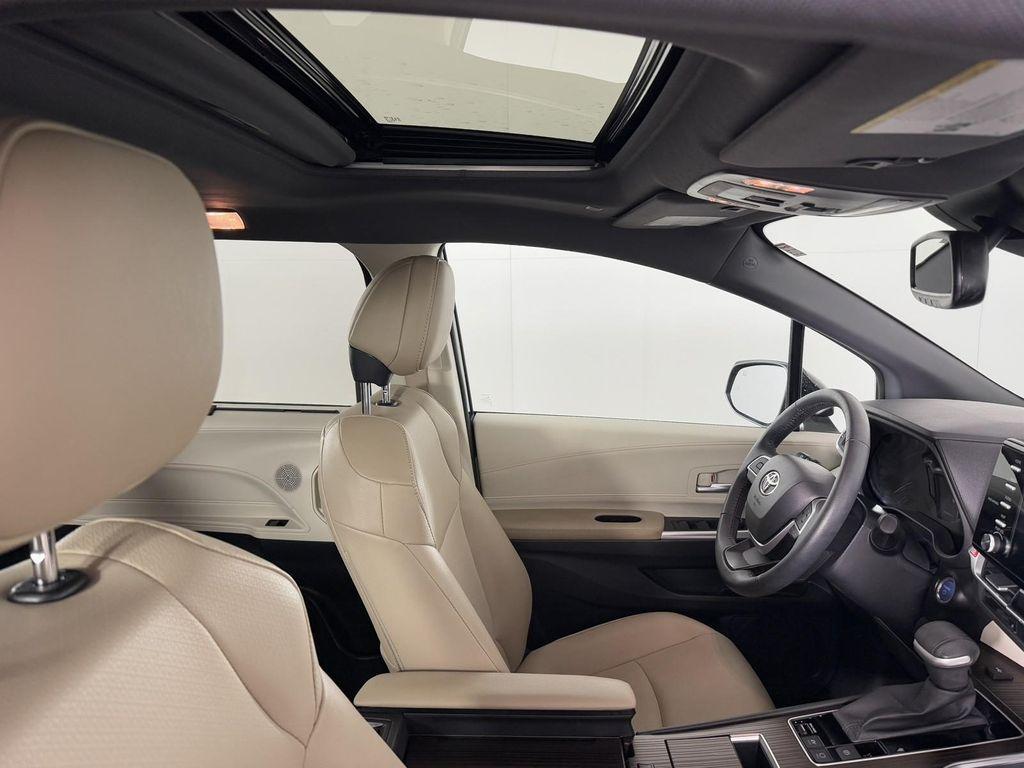 used 2023 Toyota Sienna car, priced at $42,998