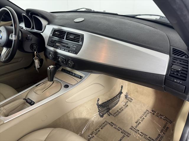 used 2007 BMW Z4 car, priced at $14,500