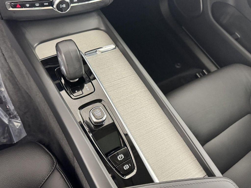 used 2025 Volvo XC60 car, priced at $35,998