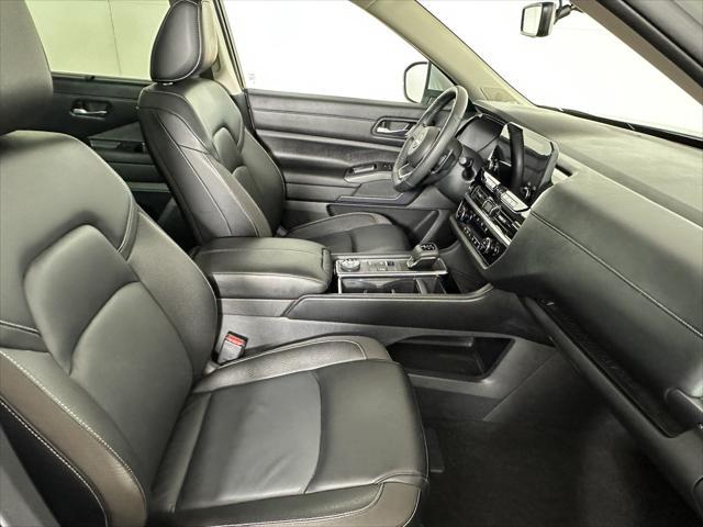 used 2023 Nissan Pathfinder car, priced at $34,998